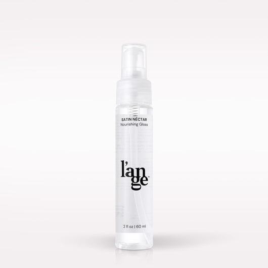 L’ange Satin Nectar Nourishing Gloss on a blank background 